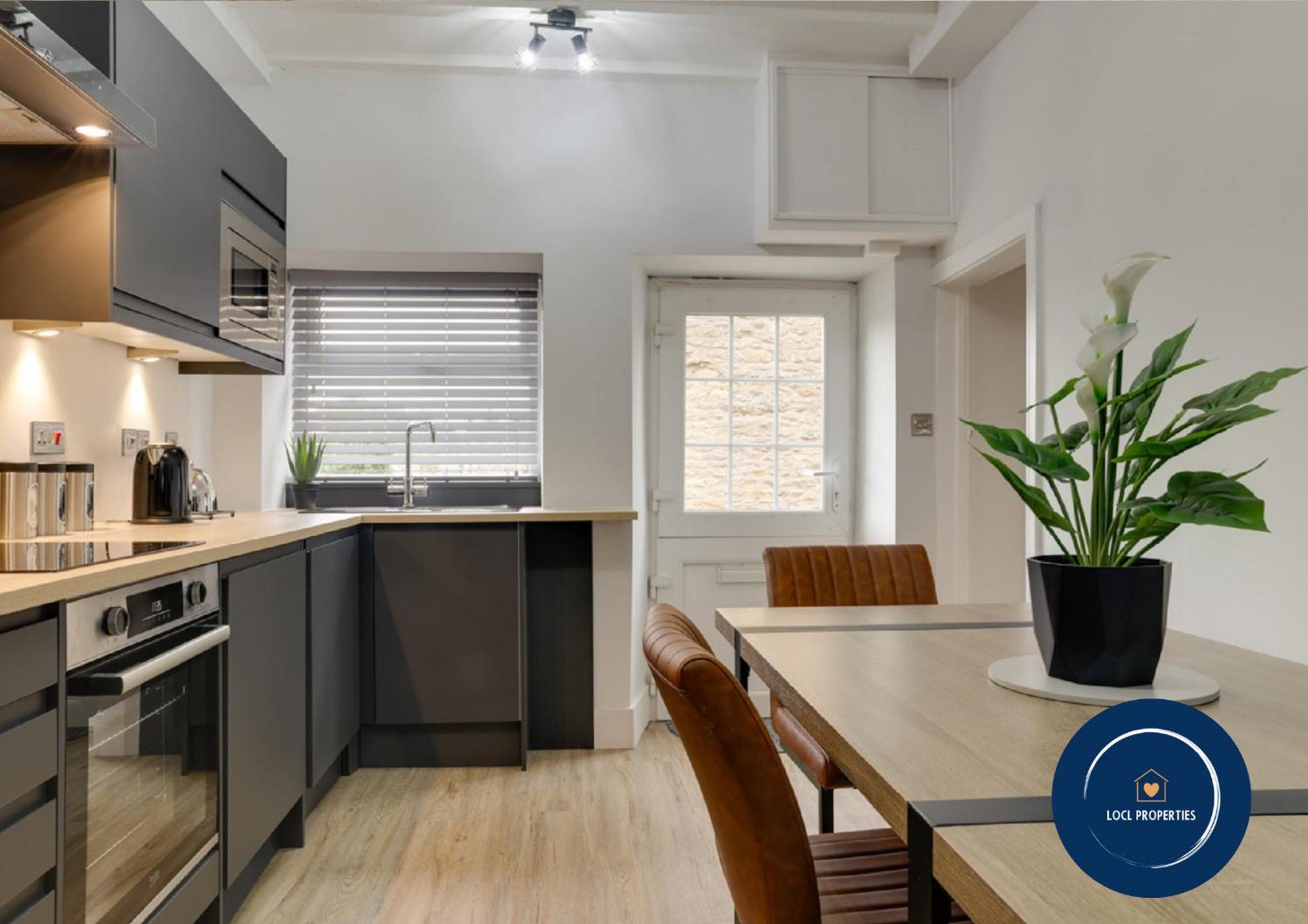 Beam End Snainton - Modern 2-Bedroom Stone Cottage 外观 照片