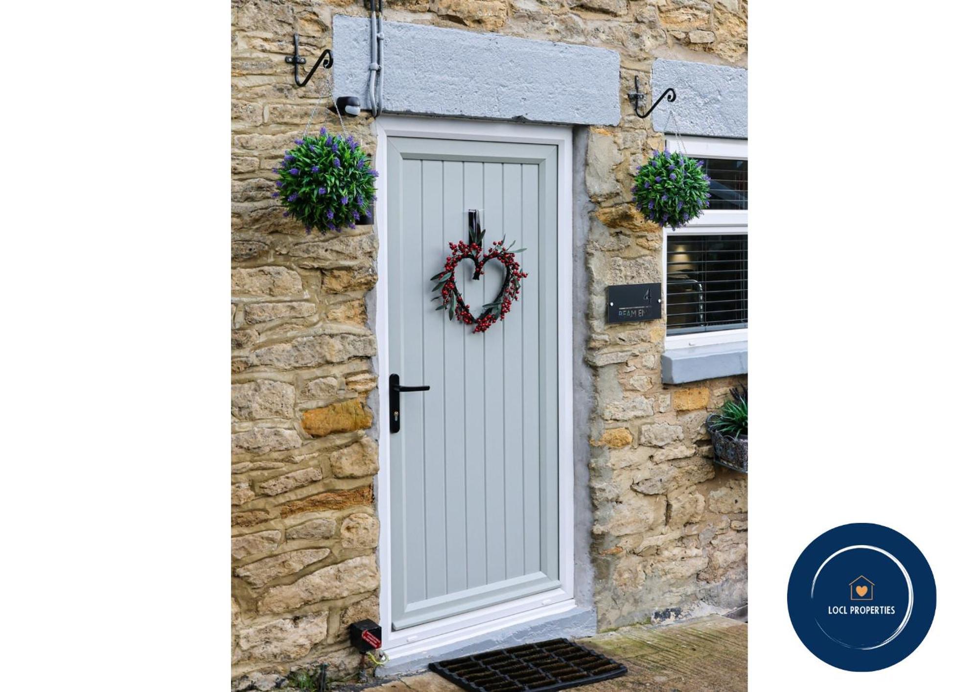 Beam End Snainton - Modern 2-Bedroom Stone Cottage 外观 照片
