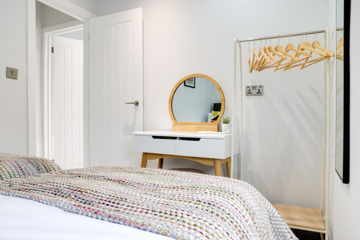Beam End Snainton - Modern 2-Bedroom Stone Cottage 外观 照片